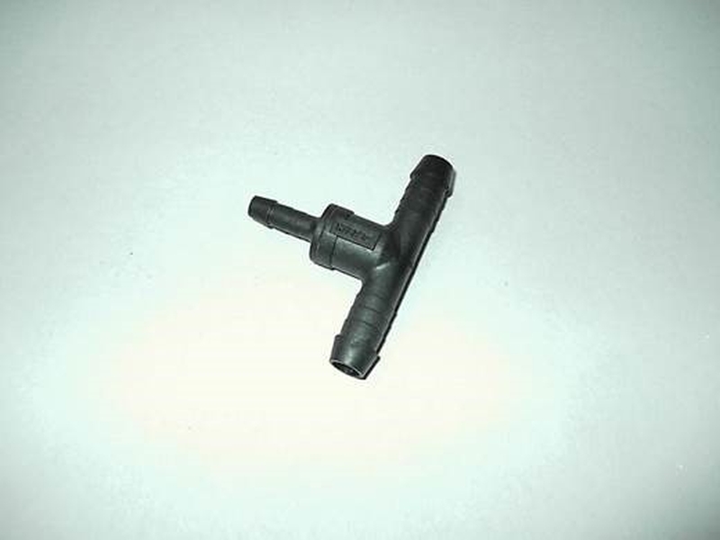 Fuel connector, pre-heater fuel pump 