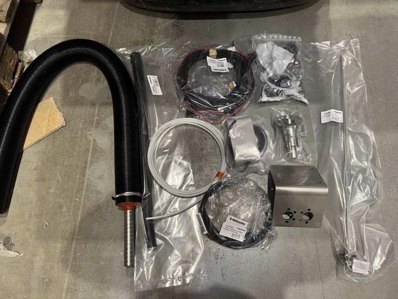 Assembly kit, auxilliary heater 