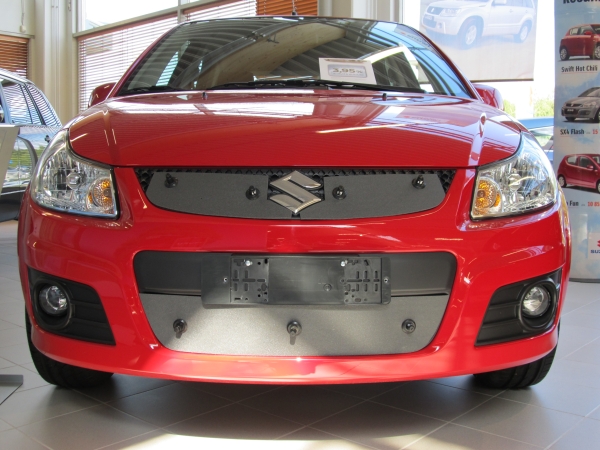 Trim/Protective Strip, radiator grille Suzuki SX4 2011-