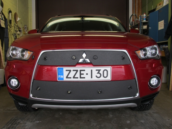 Trim/Protective Strip, radiator grille Mitsubishi Outlander 2011-