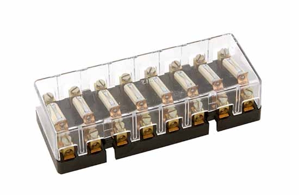 Fuse Holder 8 x 8A kruviühendu