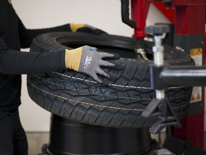 Pull-on Glove 8805 Infiniti Lõikekindlad klass B