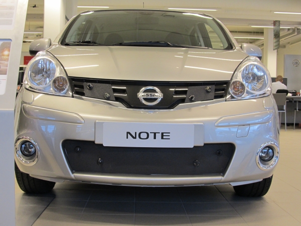 Trim/Protective Strip, radiator grille Nissan Note 2012-2013