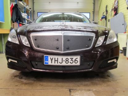 Trim/Protective Strip, radiator grille MB E 2009-