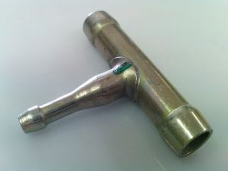 Fuel connector, pre-heater fuel pump 