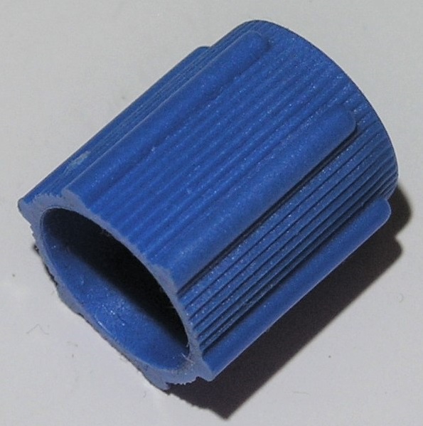 Seal, coolant tube Kaitsekork must R134a vaakum 8mm keere