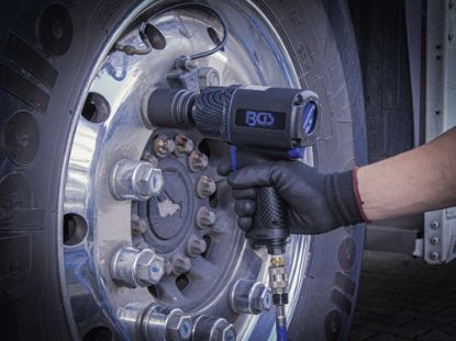 Impact Wrench (compressed air) 