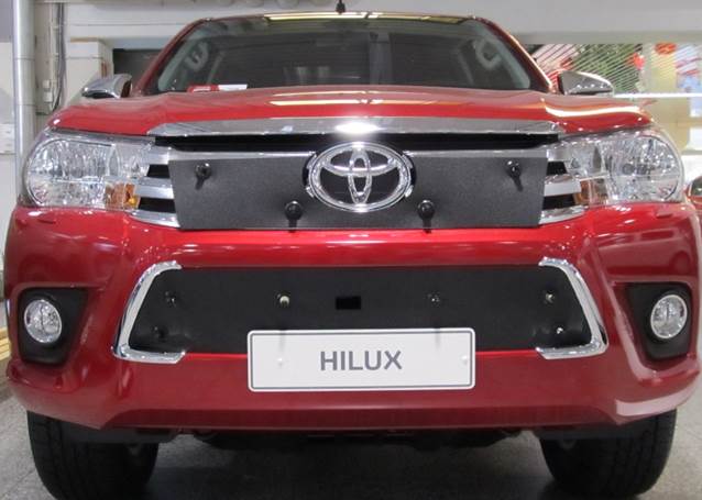 Trim/Protective Strip, radiator grille Toyota Hilux 2015-2020