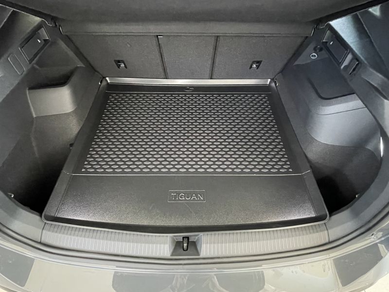 Boot Liner/cargo liner VW Tiguan 24- (TDI ja MHEV)