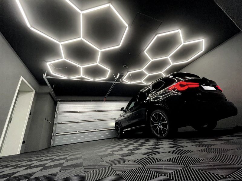 Hexagone T10 5HEX 216W 21600LM 2990x2083MM 840