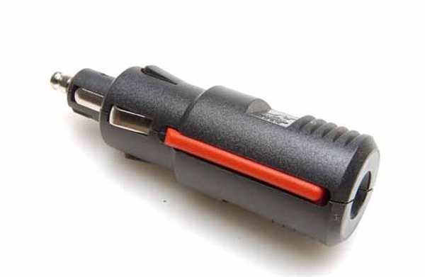 Socket sigaretisüütaja pistik