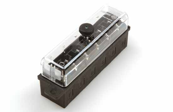 Fuse Holder 6-klemmi, kruvik.