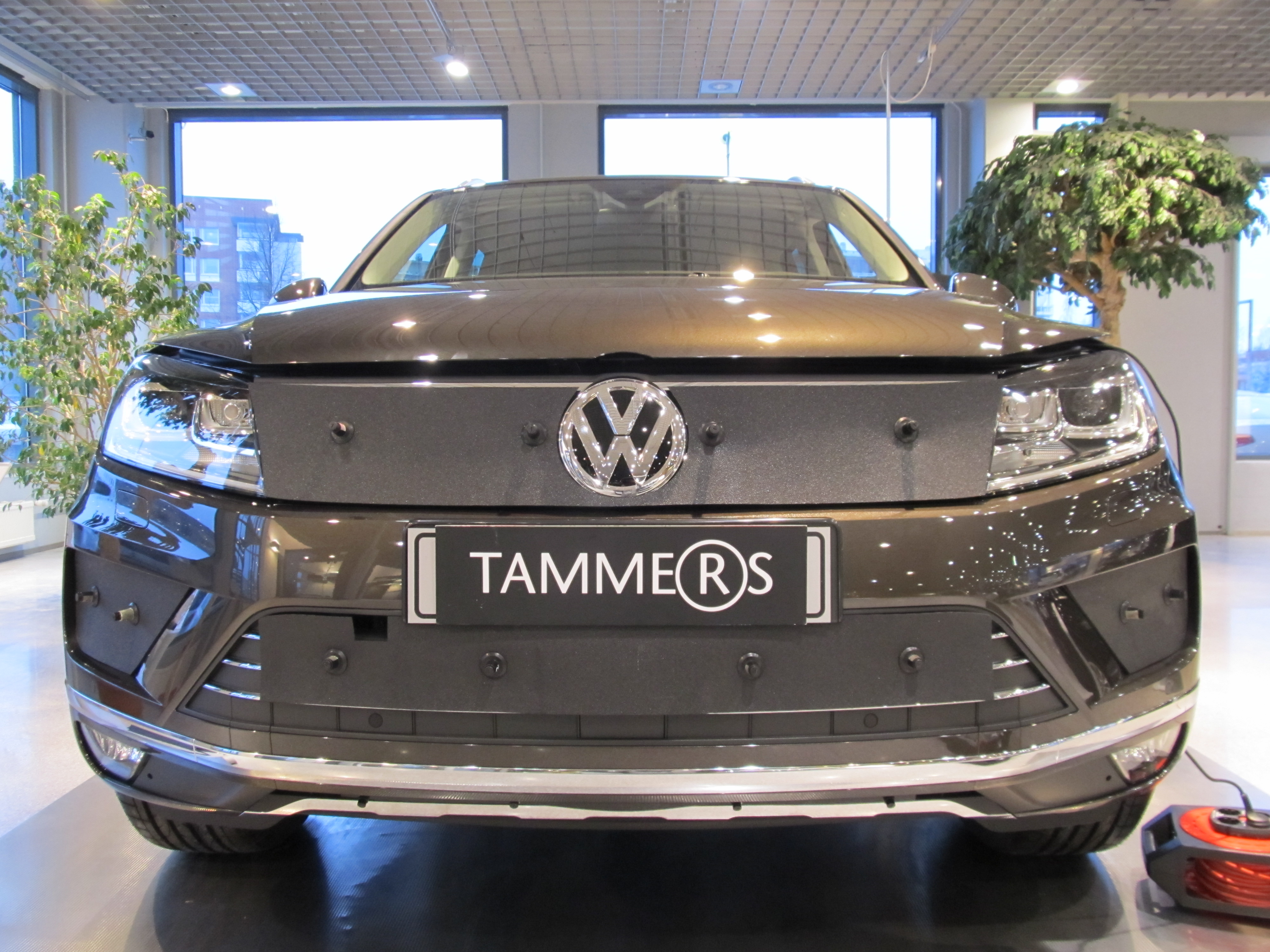 Trim/Protective Strip, radiator grille VW Touareg 2014-