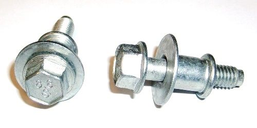 Bolt, cylinder head cover MAN